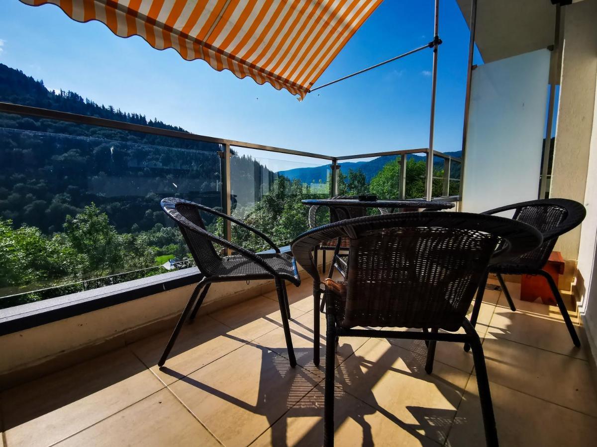 Orchid Luxury Apartment Синая Екстериор снимка
