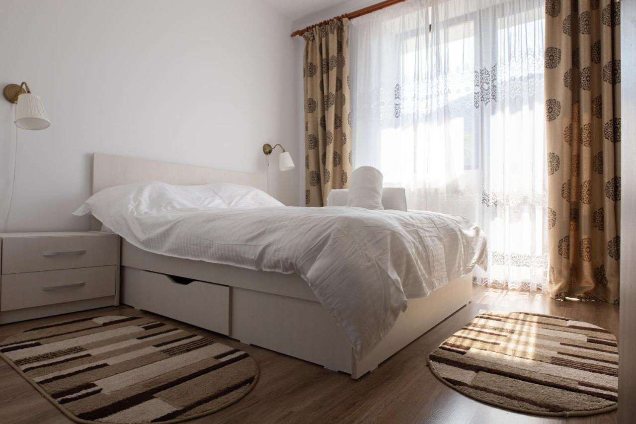 Orchid Luxury Apartment Синая Екстериор снимка