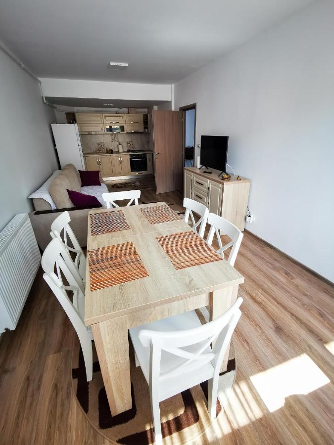 Orchid Luxury Apartment Синая Екстериор снимка