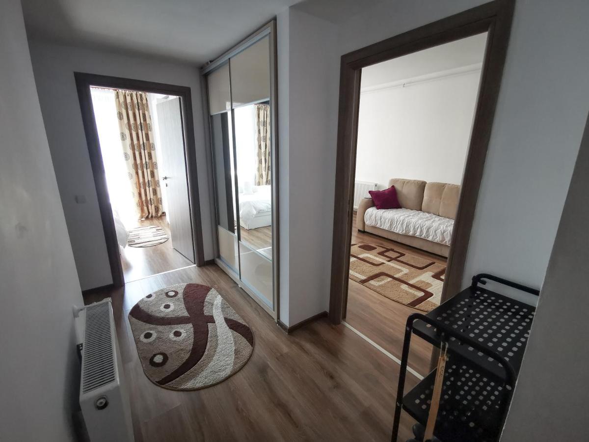 Orchid Luxury Apartment Синая Екстериор снимка